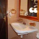 Astoria Hotel 3*