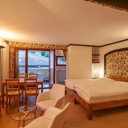 호텔 아스토리아 로이커바드