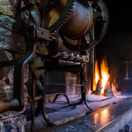 아스토리아 로이커바드