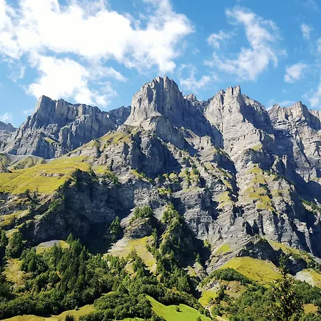 호텔 아스토리아 로이커바드