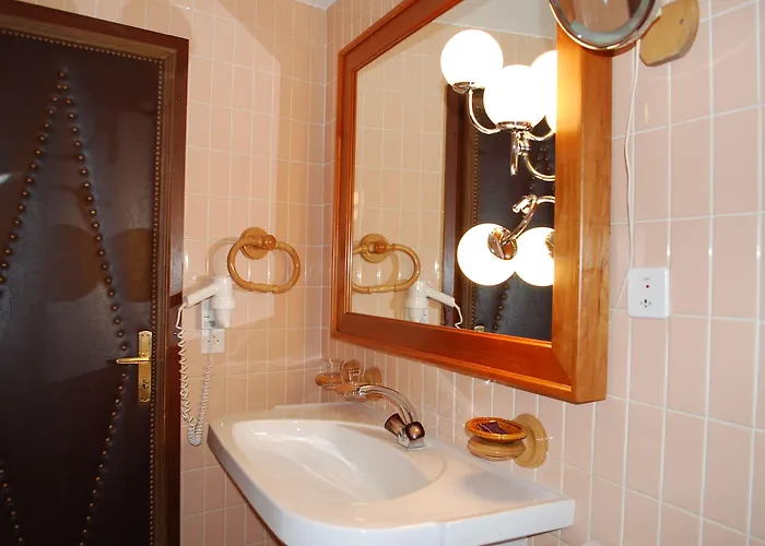 Astoria Szálloda 3*