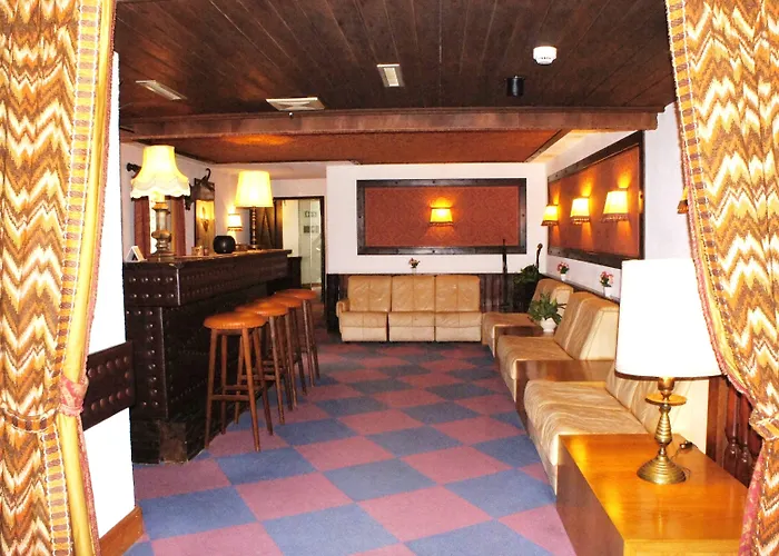 阿斯托利亚酒店 3* 洛伊克巴德