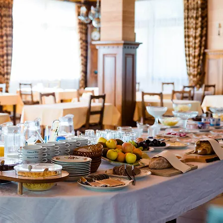 Hotel Astoria 3*